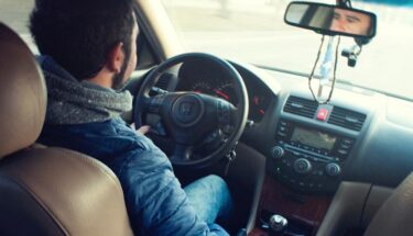 What are the Vehicle Requirements for Uber in the USA?