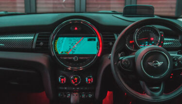 car steering wheel with a gps tracker