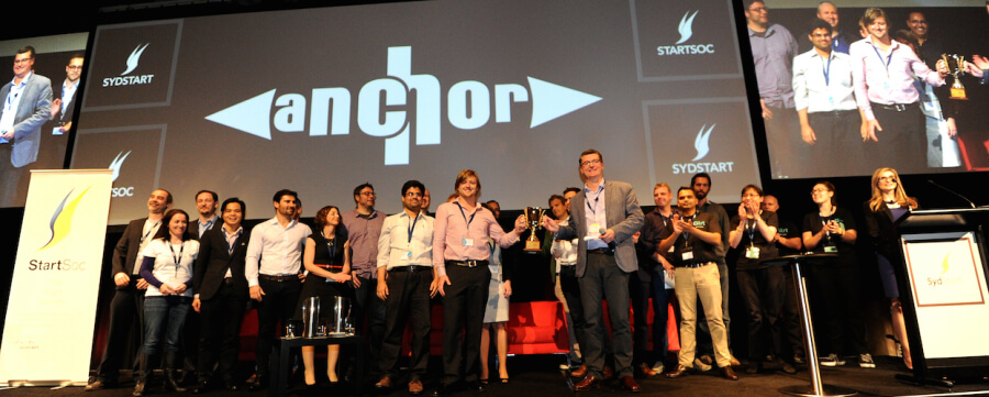 Danny receiving the SydStart 2014 Startup Trophy
